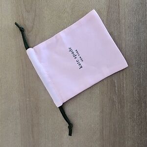 Kate Spade NEW YORK Jewelry dust bag Light pink with Olive green drawstr…